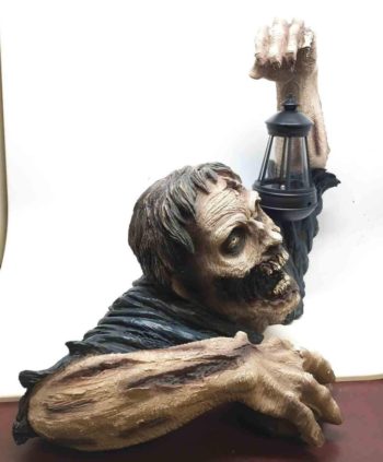 Zombie Crawling Out Of Grave Holding Solar LED Lantern Figurine 18.5 Inch Long - Image 4