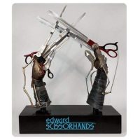 Hollywood Collectibles Group Edward Scissorhands Scissorhands Prop Replica