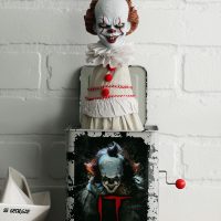 IT Pennywise Burst a Box Collectible