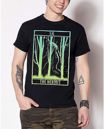 The Hermit Bigfoot Tarot Card T Shirt